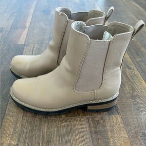 Women’s Boots